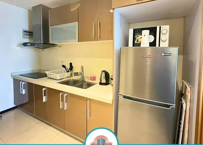 Bayview Family Near Moa I 2 Double Beds 마닐라